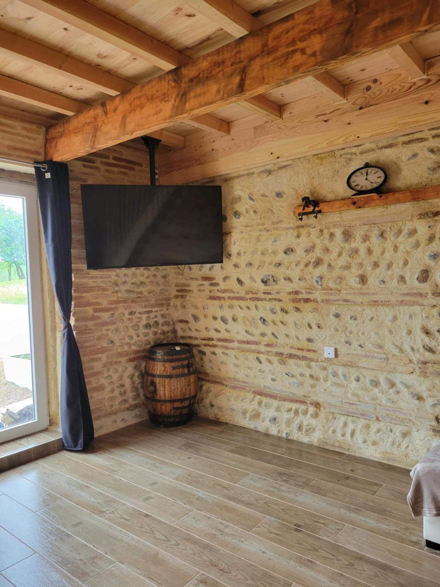 Domaine De Buffevent Guest house